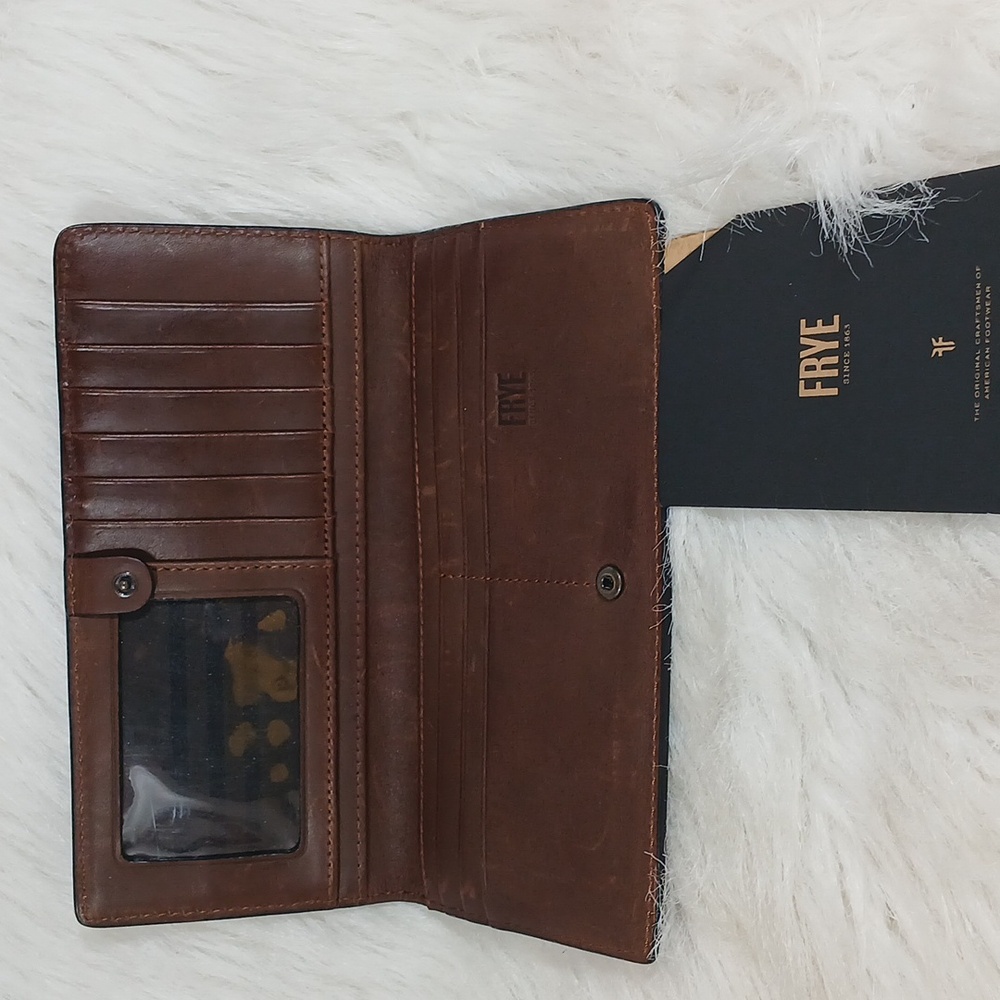 Frye Tan Leather Unisex Card Holder/Wallet NWOT - Picture 2 of 6